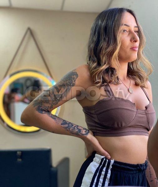 Olá meus amores, em meu atendimento sou bem atenciosa e educada. Estilo namoradinha, uma menina educada, simpática cheirosa e estilosa. Não faço anal!Atendo 24 horas!Cachês:R$ 100,00 – 30 minutos R$ 200,00 – 1 hora. 