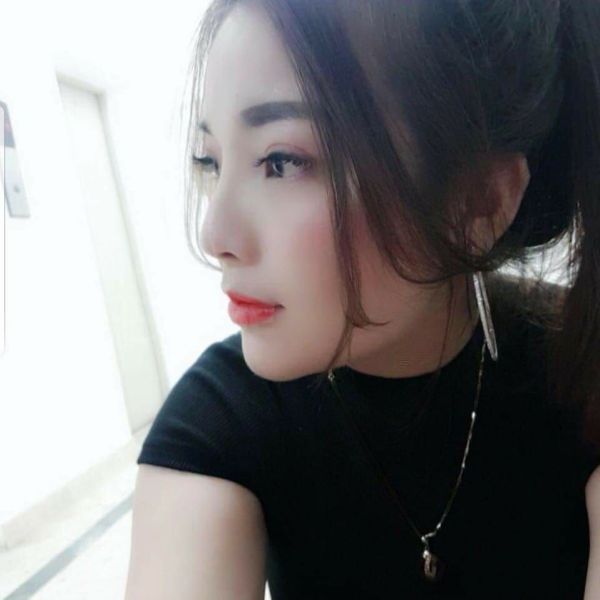 Hi, ? Yomi, 24 years old, new to Riyadh, and I'm good at a lot of services ? massages, and I'm really looking forward to spending some quality time with you, so stop fantasizing and come date ??