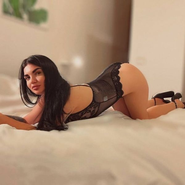 Hello there, my name is Diana. I’m young and well educated girl from Ukraine. I like to have a deep conversations and having a good time. My warm smile will cheer you up.